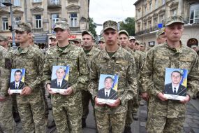 Servicemen of the 80th separate air assault brigade
