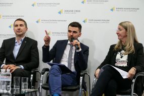 Oleg Petrenko, Pavel Kovtonyuk and Ulyana Suprun