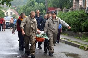 Rescuers provide assistance to the victims in Chernihiv region