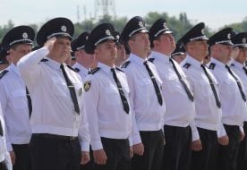 Сотрудники полиции 