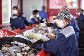 Waste sorting line in Sambir