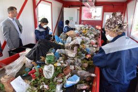 Waste sorting line in Sambir