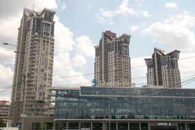 Residential complex "Silver Breeze" and shopping center "Silver Breeze"