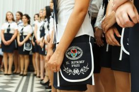 Выпускники