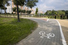 Bike path in the park "Natalka"