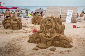 Скульптура из песка