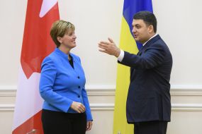 Volodymyr Groysman, Marie-Claude Bibo
