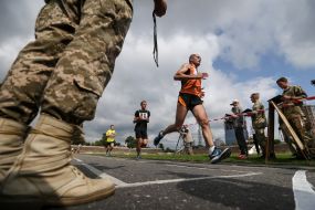 Selection of candidates for participation in the 43rd Marathon of the US Marine Corps