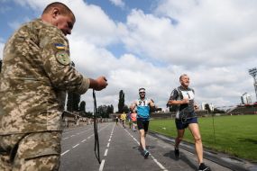 Selection of candidates for participation in the 43rd Marathon of the US Marine Corps