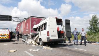 Consequences of a large-scale accident at the Kiev-Chop highway
