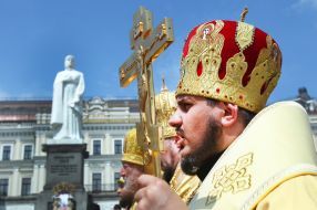 Молебень біля пам'ятника княгині Ользі