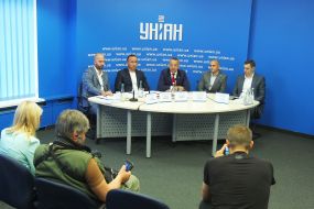 Игорь Чопенко, Виктор Чопенко, Андрей Попко, Денис Фомин и Илья Солод