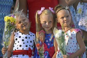 Girls with flowers