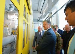 Petro Poroshenko visited the State joint-stock holding company "Artem" in Kiev