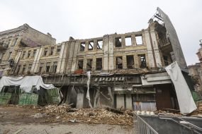 A dilapidated building in the center of Kiev