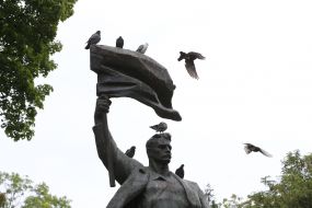 Monument to the participants of the January armed uprising of 1918 in kiev