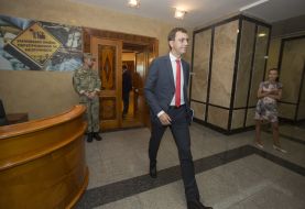 Владимир Омелян