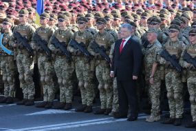 Petro Poroshenko and Viktor Muzhenko