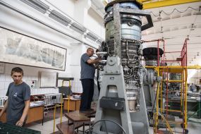 Employees of Lutsk repair plant "Motor" at work