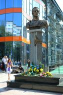 Monument to Simon Petlyura in Ternopil