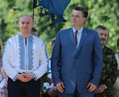 Sergey Nadal, Oleg Tyagnibok