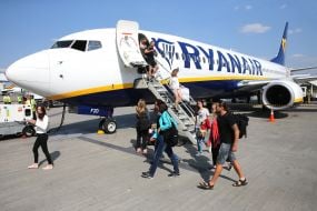 Самолет авиакомпании Ryanair прибыл из Германии