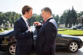 Petro Poroshenko and Sebastian Kurtz