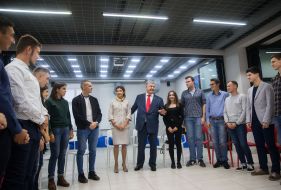 Петр Порошенко с супругой Мариной посетили HUB «Місто змістів»