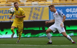 Игровой момент матча