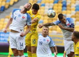 Игровой момент матча