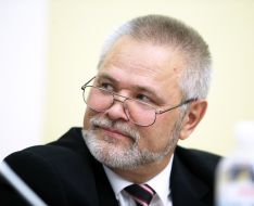 Павел Дегтяренко