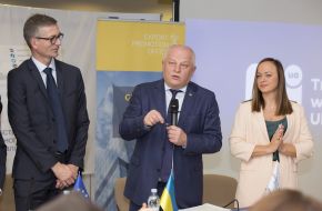 Stefan Schleuning, Stepan Kubiv and Mariana Kaganyak