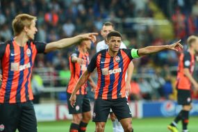 Игровой момент матча