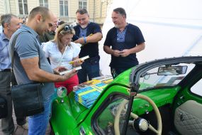 Dmitry Kapranov and Vitaliy Kapranov