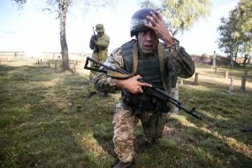 A fighter of the National Guard during the competition