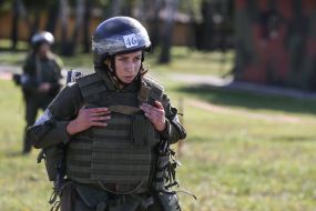 Participant of the competition among the soldiers of the National Guard