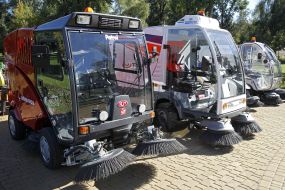 Special machinery for the care of the park