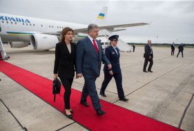 Petr and Marina Poroshenko arrived in Washington