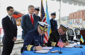 The transfer of coast guard boats to the "Island" class