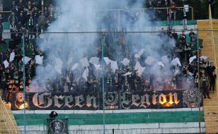 Fans of FC "Karpaty"