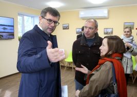 Vitaliy Petruk and Osnat Lubrani