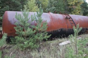 Tank at Yaniv station