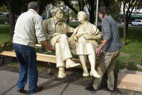 Monument to parents in Zaporozhye