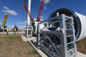 Construction of the Seaside wind farm