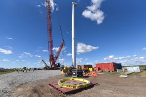Construction of the Seaside wind farm