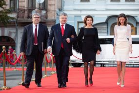 Zoya Lytvyn, Petro Poroshenko, Marina Poroshenko and Rostislav Pavlenko