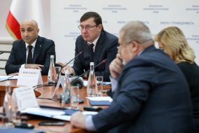 Yuriy Lutsenko and Gunduz Mamedov