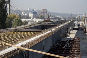 Construction of the Podolsky-Voskresensky bridge