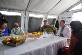 Петро Порошенко та Олександр Дарморос