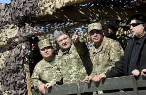 Stepan Poltorak and Petro Poroshenko